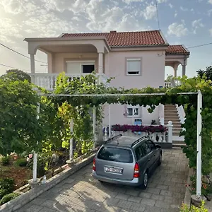  Apartament Mirela